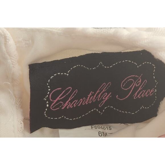 Chantilly Place White Baby Girl One Piece Romper 6 Month Material Made Flowers - Picture 3 of 4